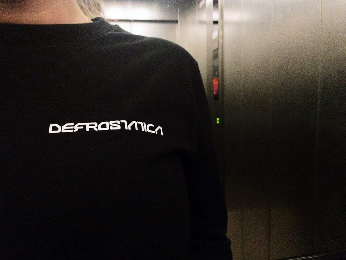 DICAX Unisex Longsleeve · label anniversary shirt